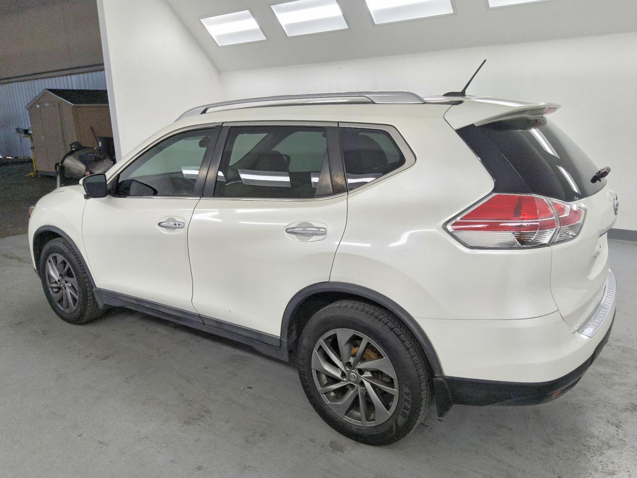 2016 NISSAN ROGUE
