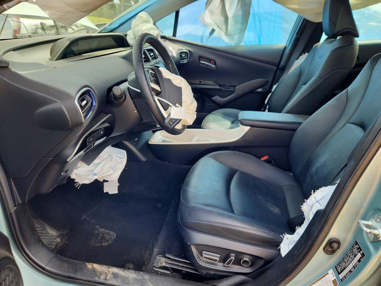 2016 TOYOTA PRIUS