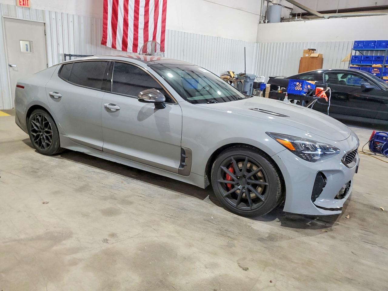 2022 KIA Stinger