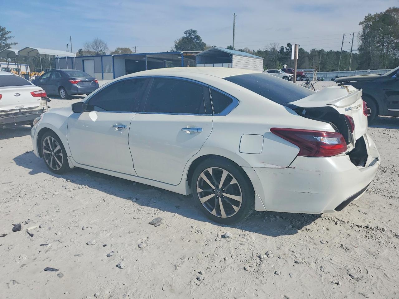 2017 NISSAN ALTIMA