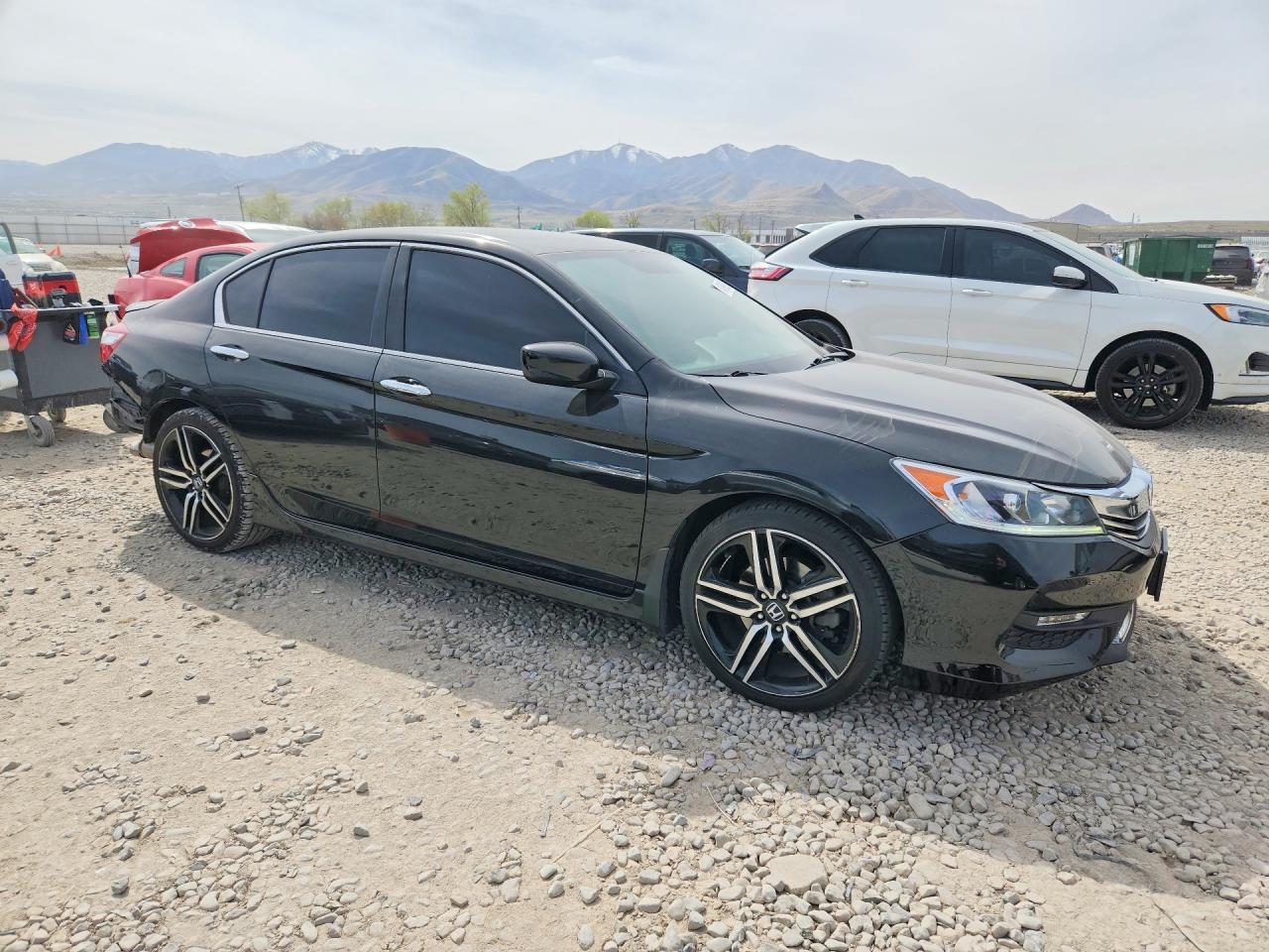 2017 HONDA ACCORD