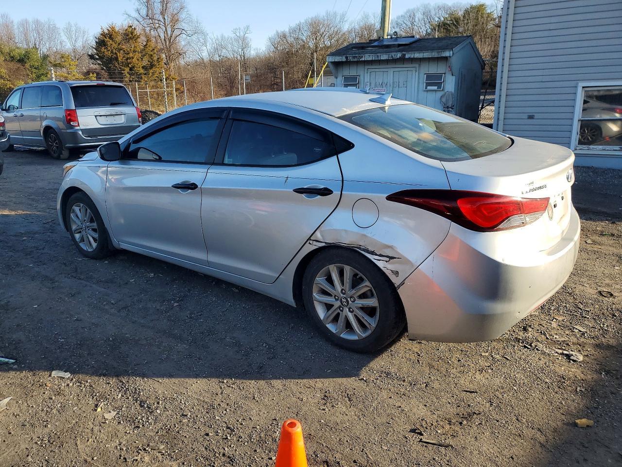 2015 HYUNDAI ELANTRA