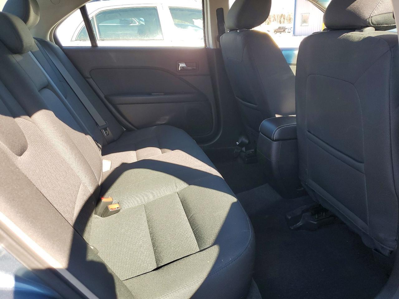 2011 FORD FUSION