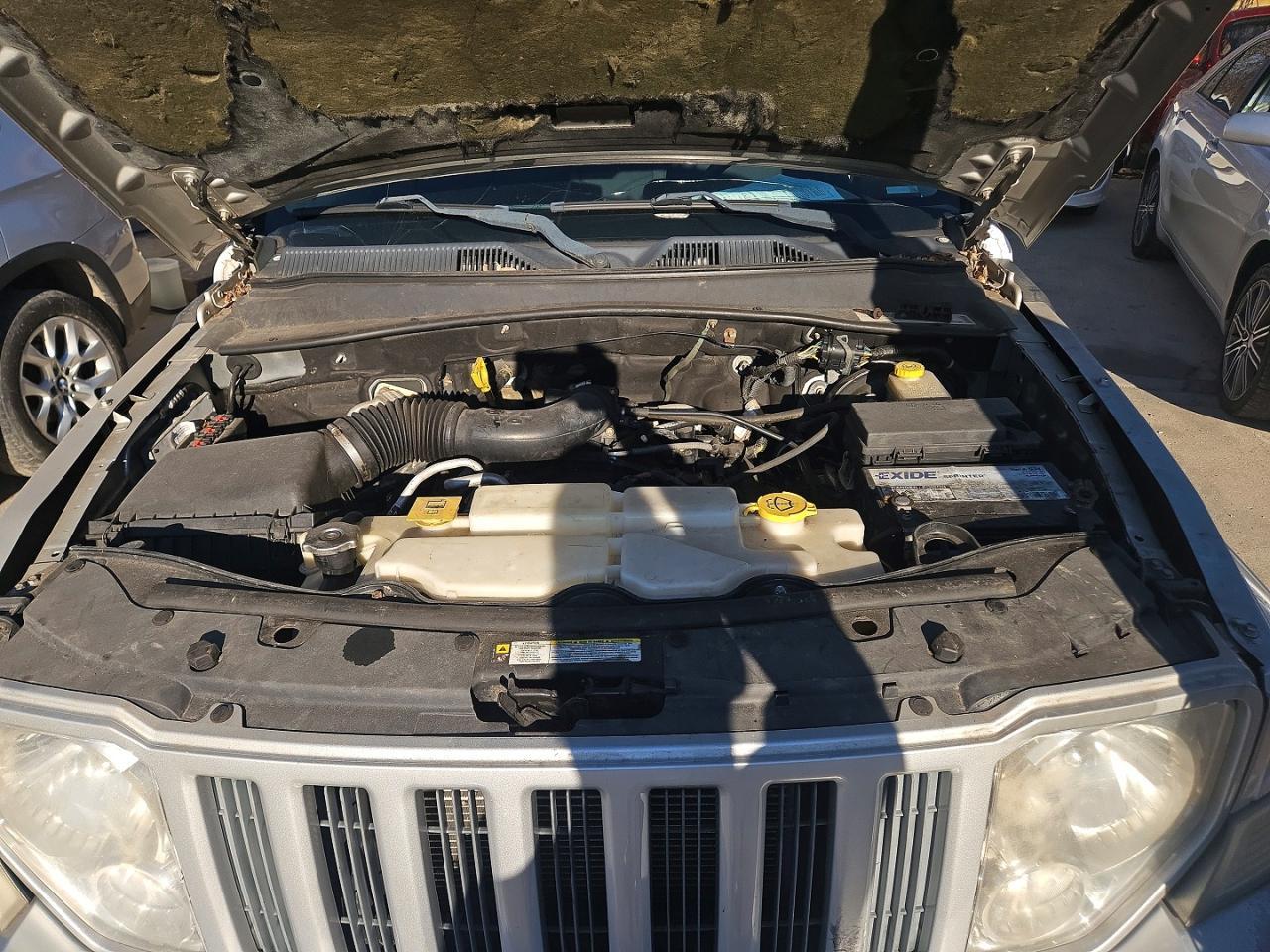 2010 JEEP Liberty