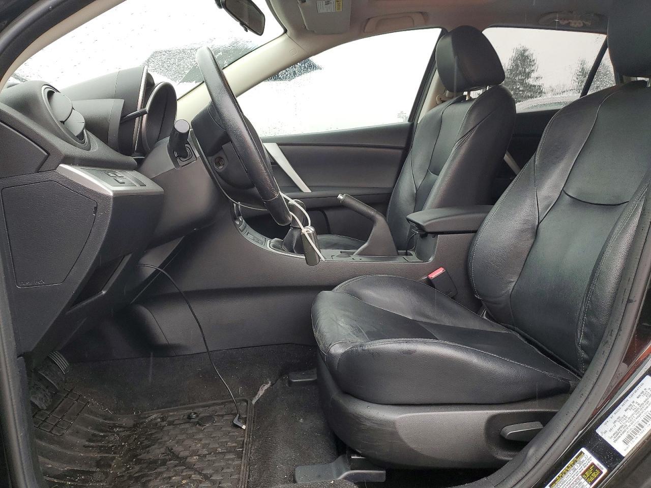 2013 MAZDA 3