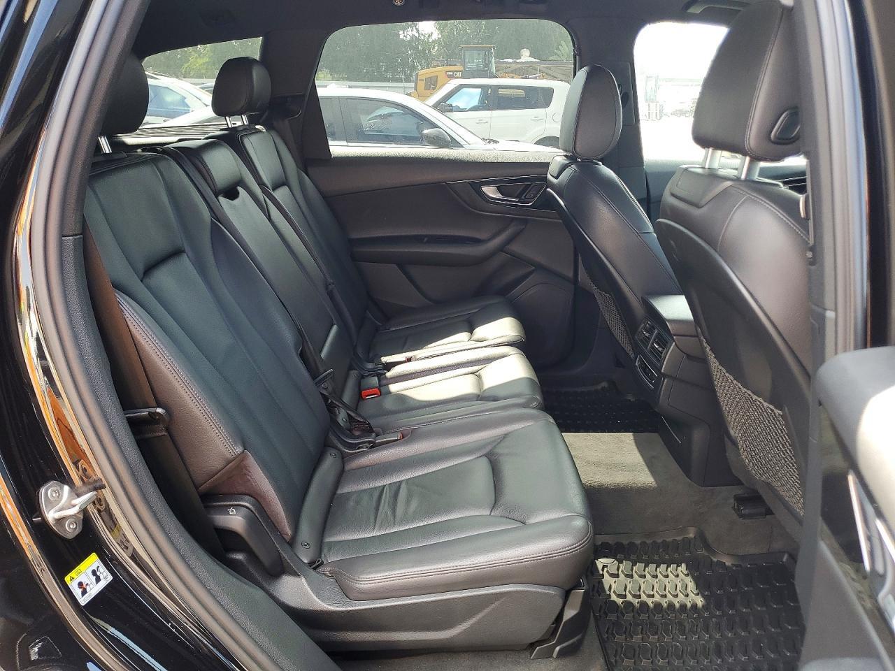 2017 AUDI Q7