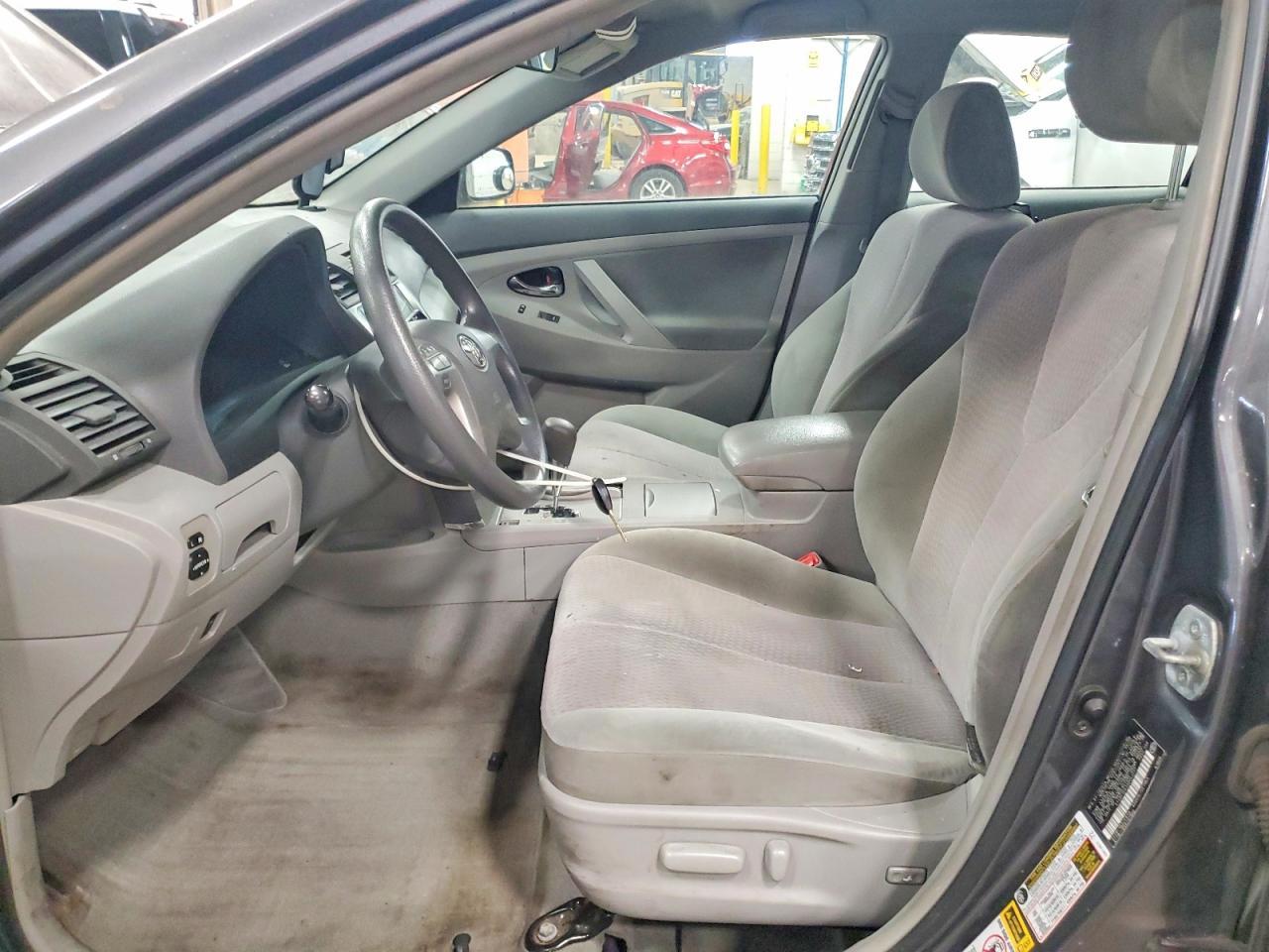 2010 TOYOTA CAMRY