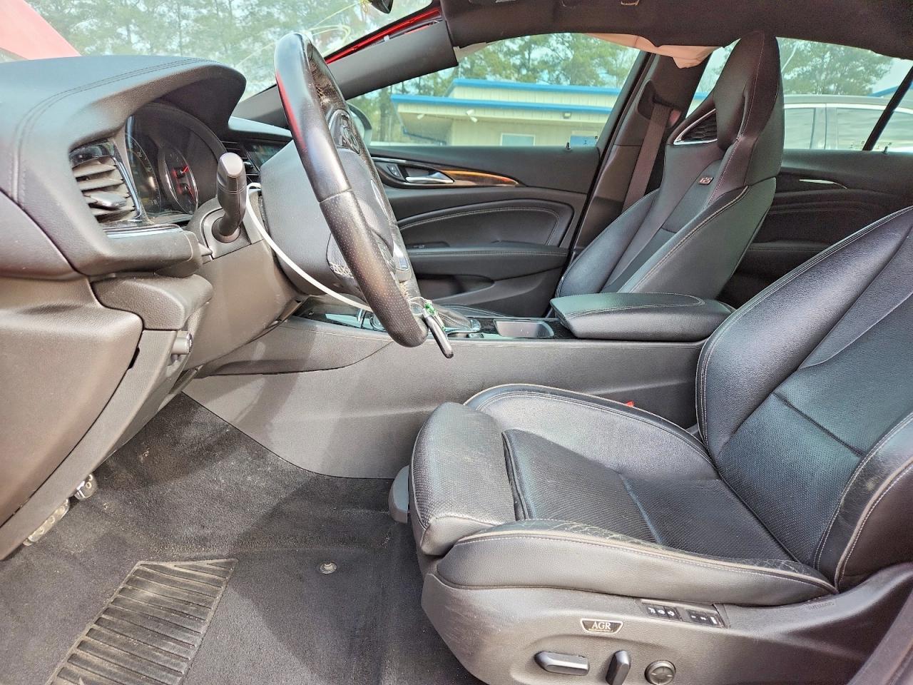 2018 BUICK Regal