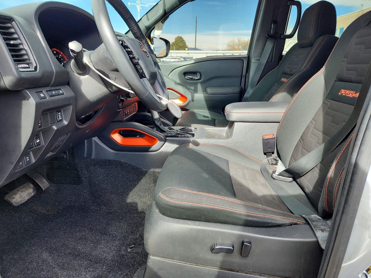 2022 NISSAN Frontier