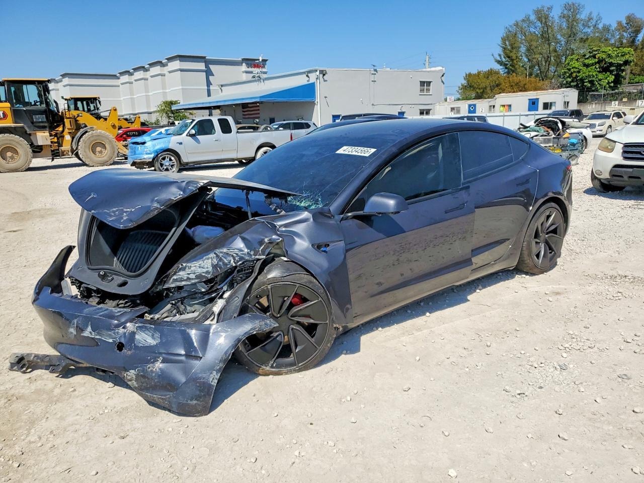 2024 TESLA MODEL 3