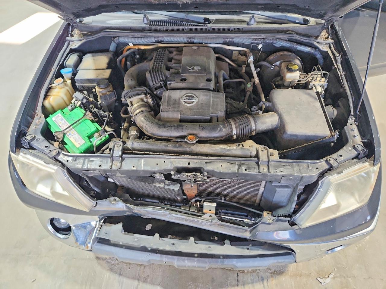 2010 NISSAN