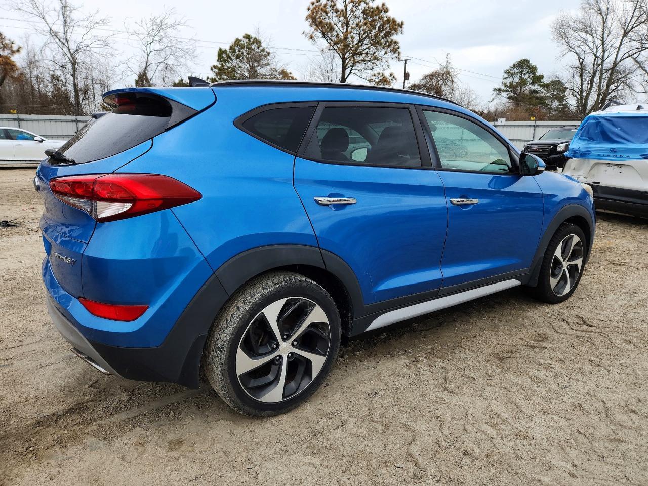 2017 HYUNDAI TUCSON