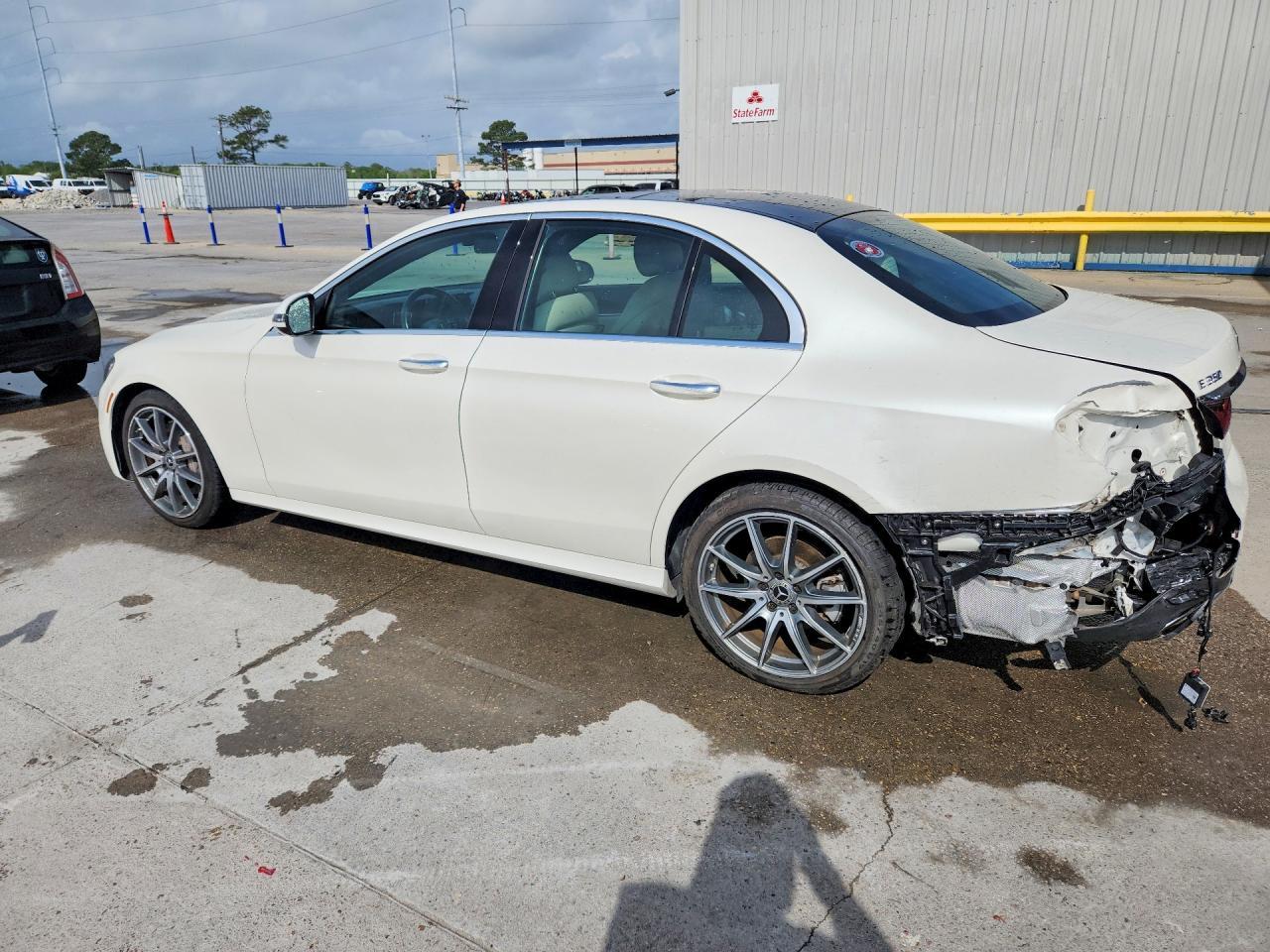2021 MERCEDES-BENZ E-Class