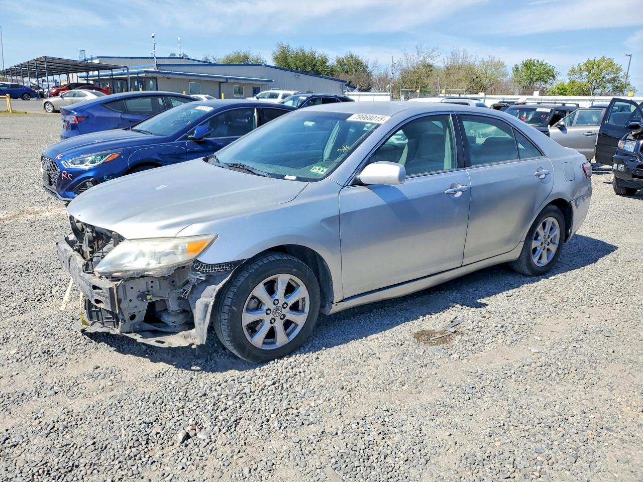 2011 TOYOTA CAMRY