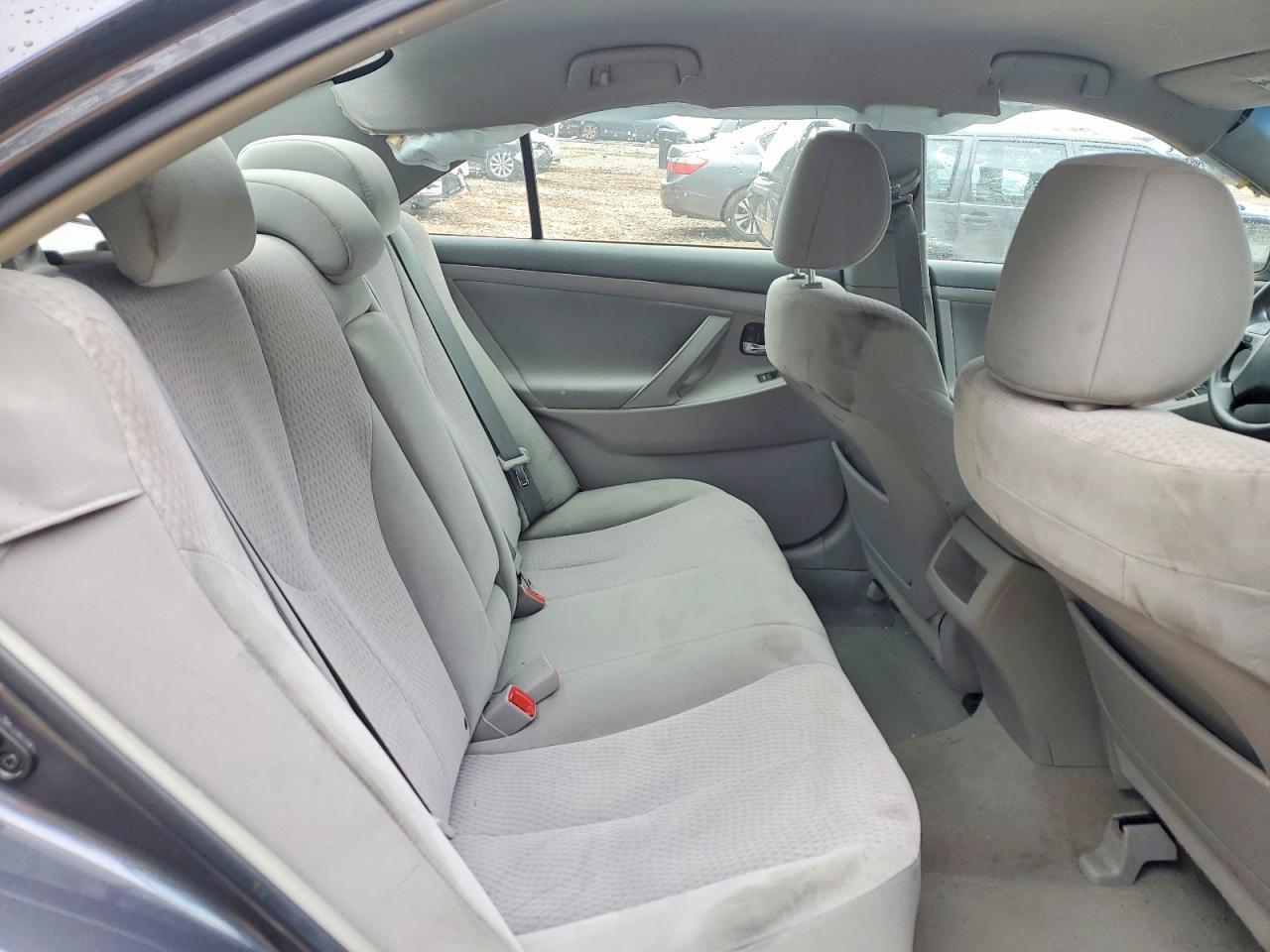 2011 TOYOTA CAMRY