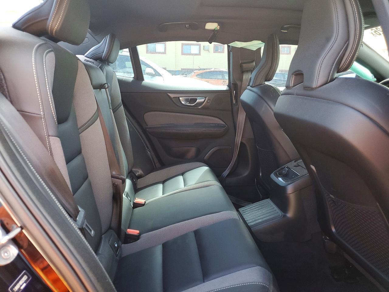 2024 VOLVO S60