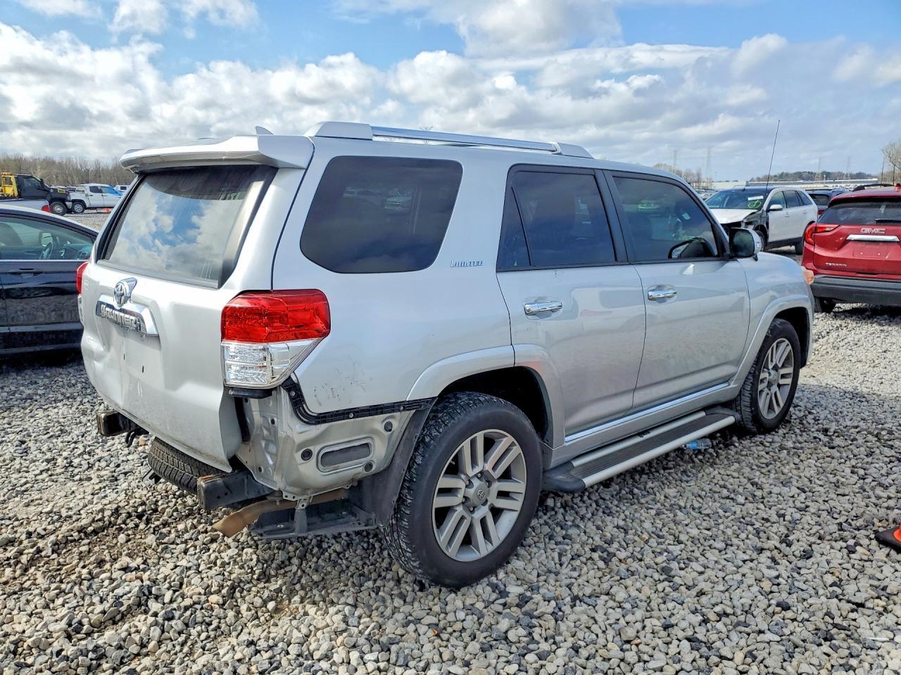 2012 TOYOTA 4Runner