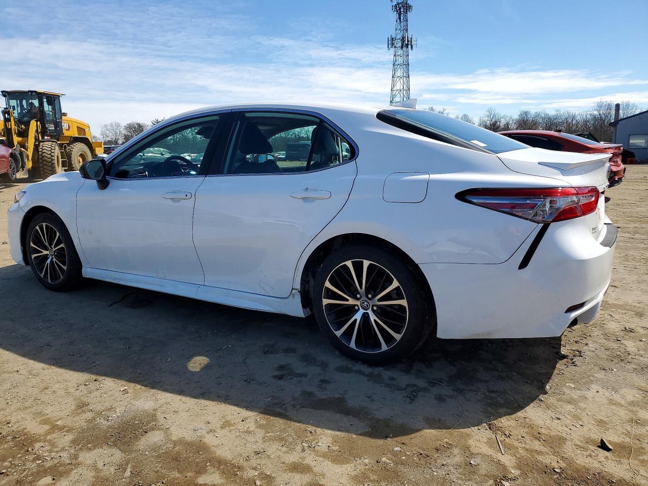 2019 TOYOTA CAMRY