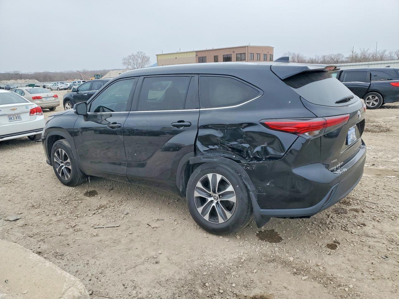 2023 TOYOTA HIGHLANDER