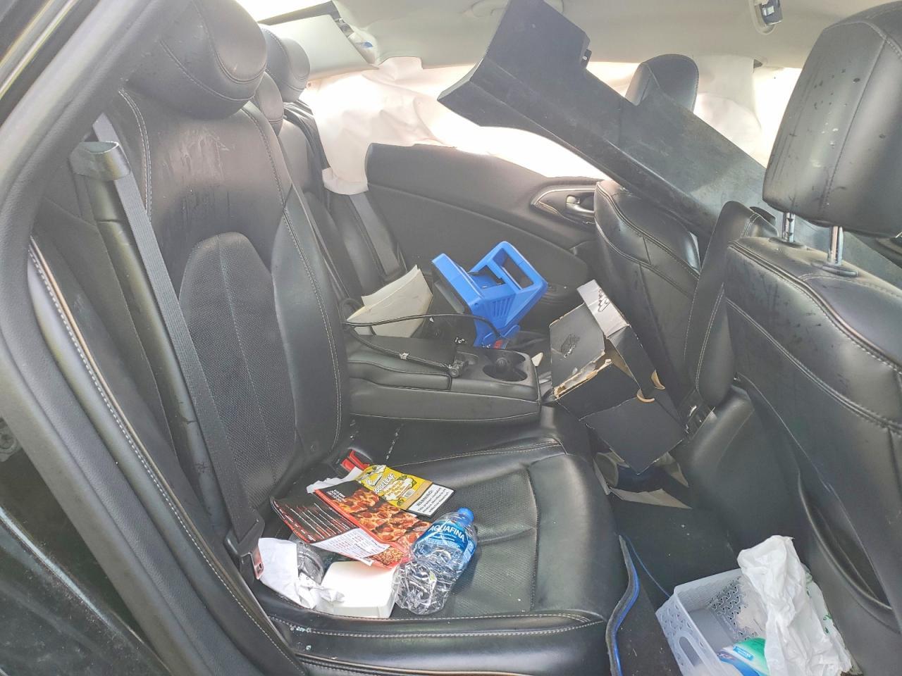 2015 CHRYSLER 200