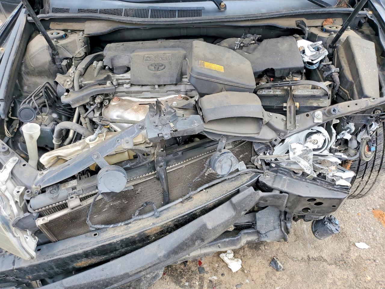 2014 TOYOTA CAMRY