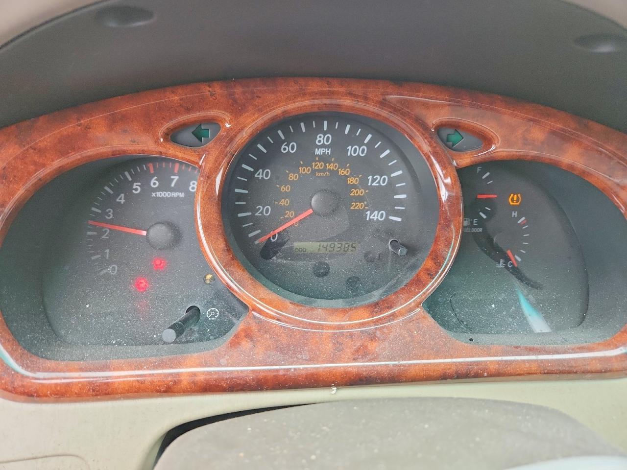 2004 TOYOTA HIGHLANDER