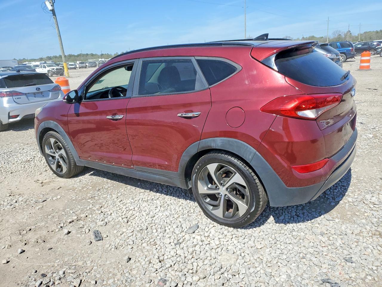 2016 HYUNDAI TUCSON