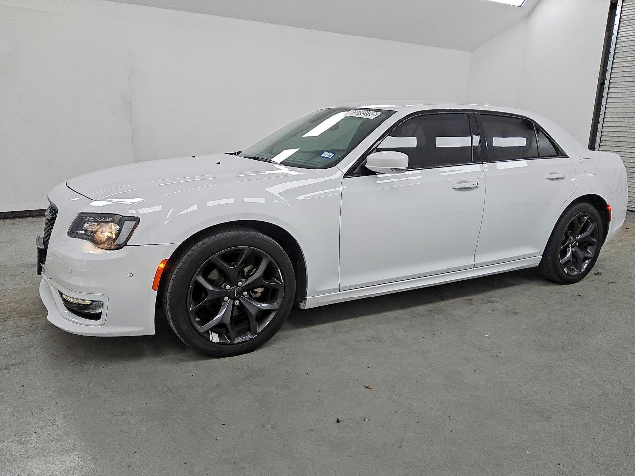2023 CHRYSLER 300