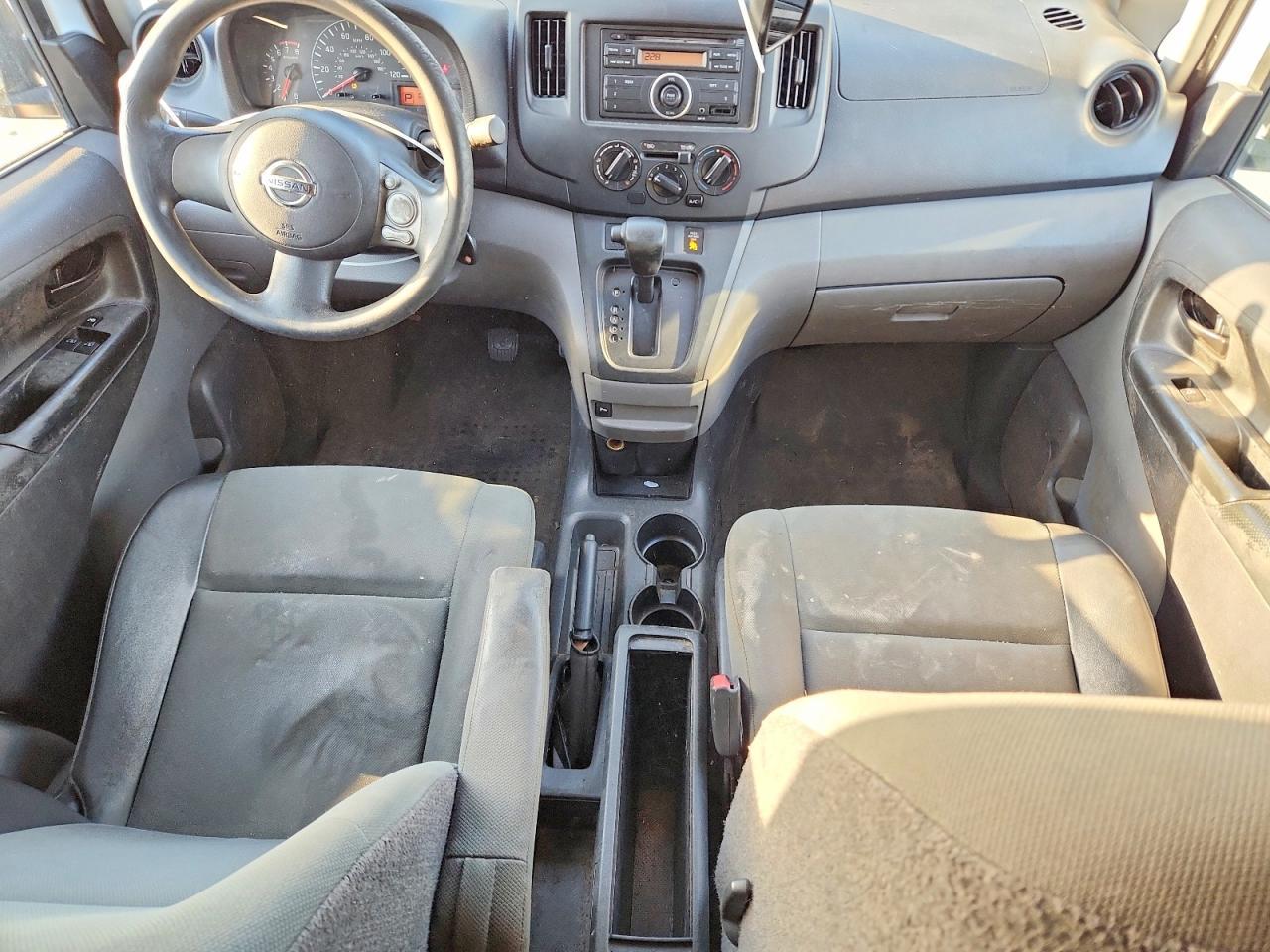 2016 NISSAN NV 200