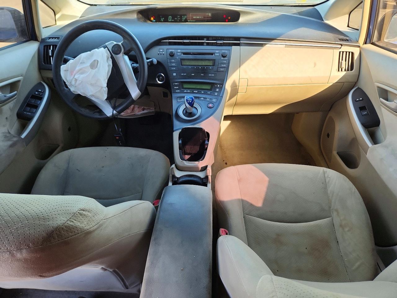 2011 TOYOTA PRIUS