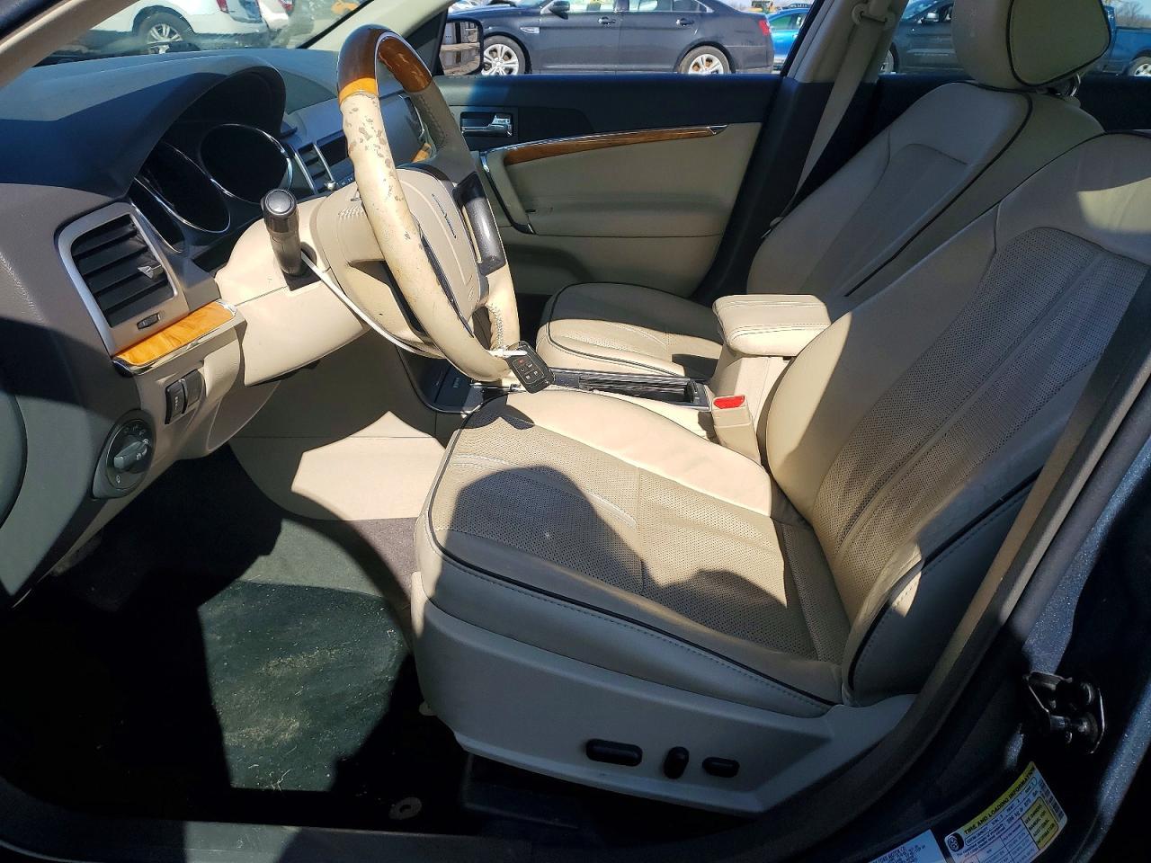 2012 LINCOLN MKZ