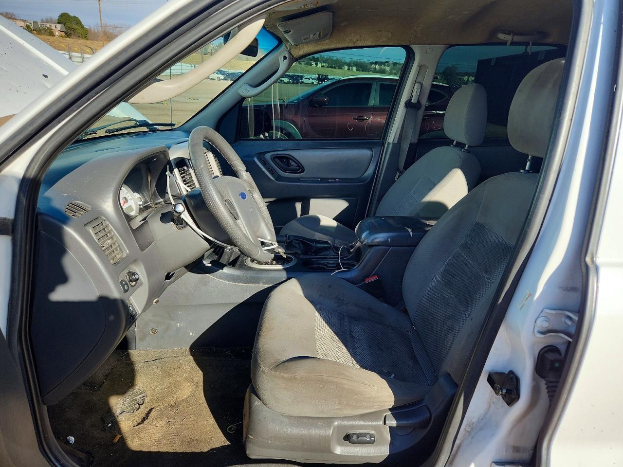 2006 FORD ESCAPE