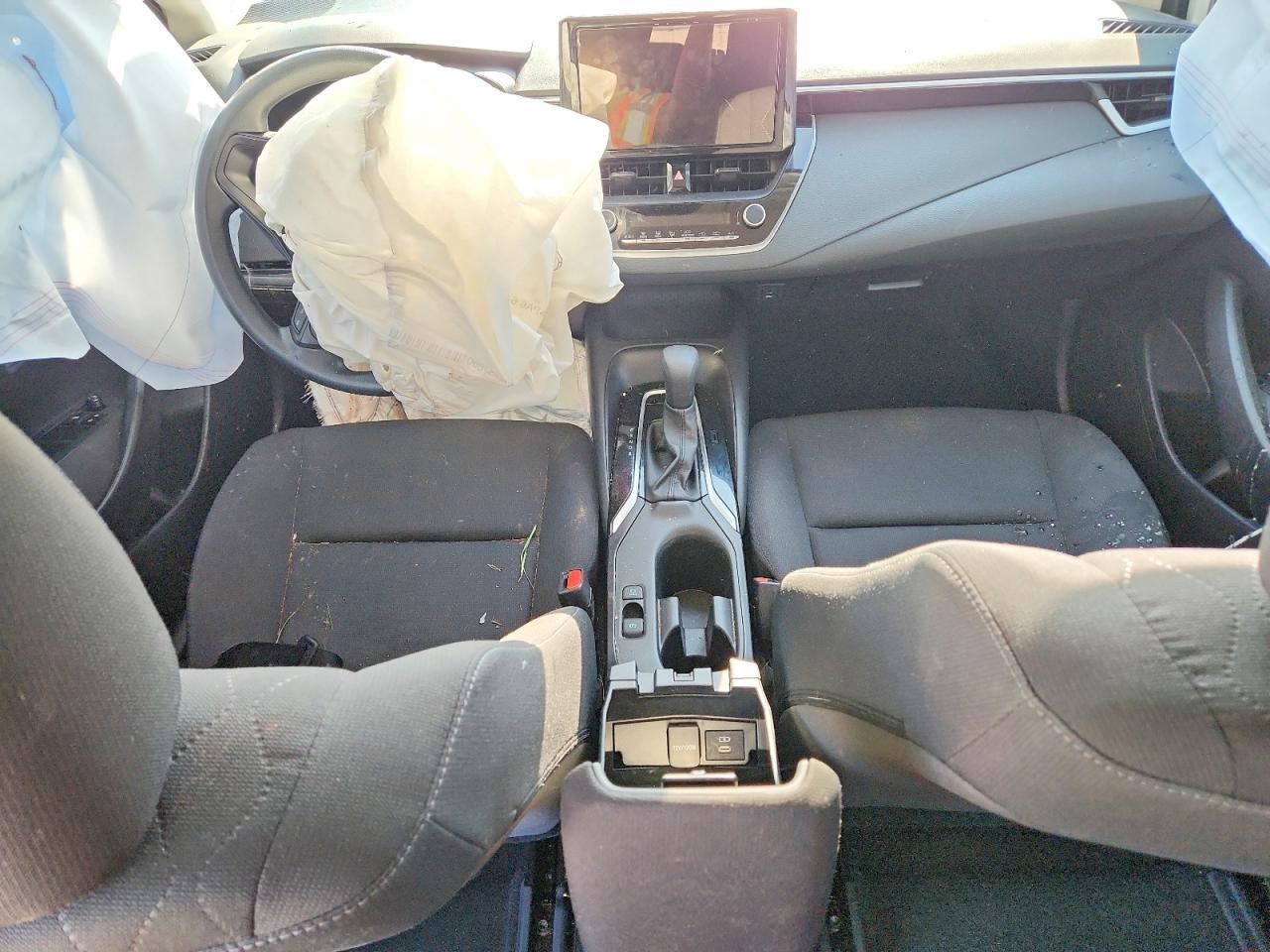 2025 TOYOTA COROLLA
