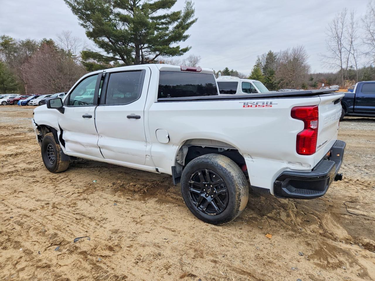 2024 CHEVROLET Silverado