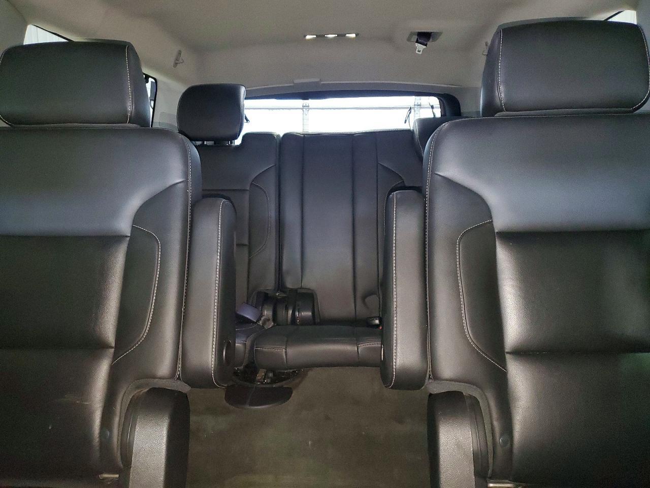 2015 CHEVROLET Suburban