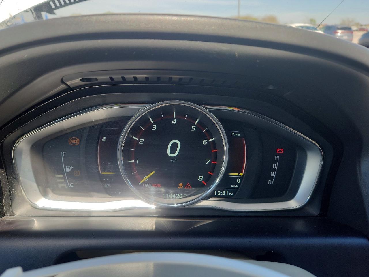 2015 VOLVO XC60