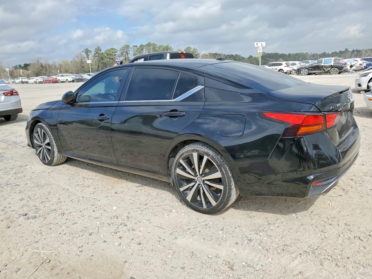 2022 NISSAN ALTIMA