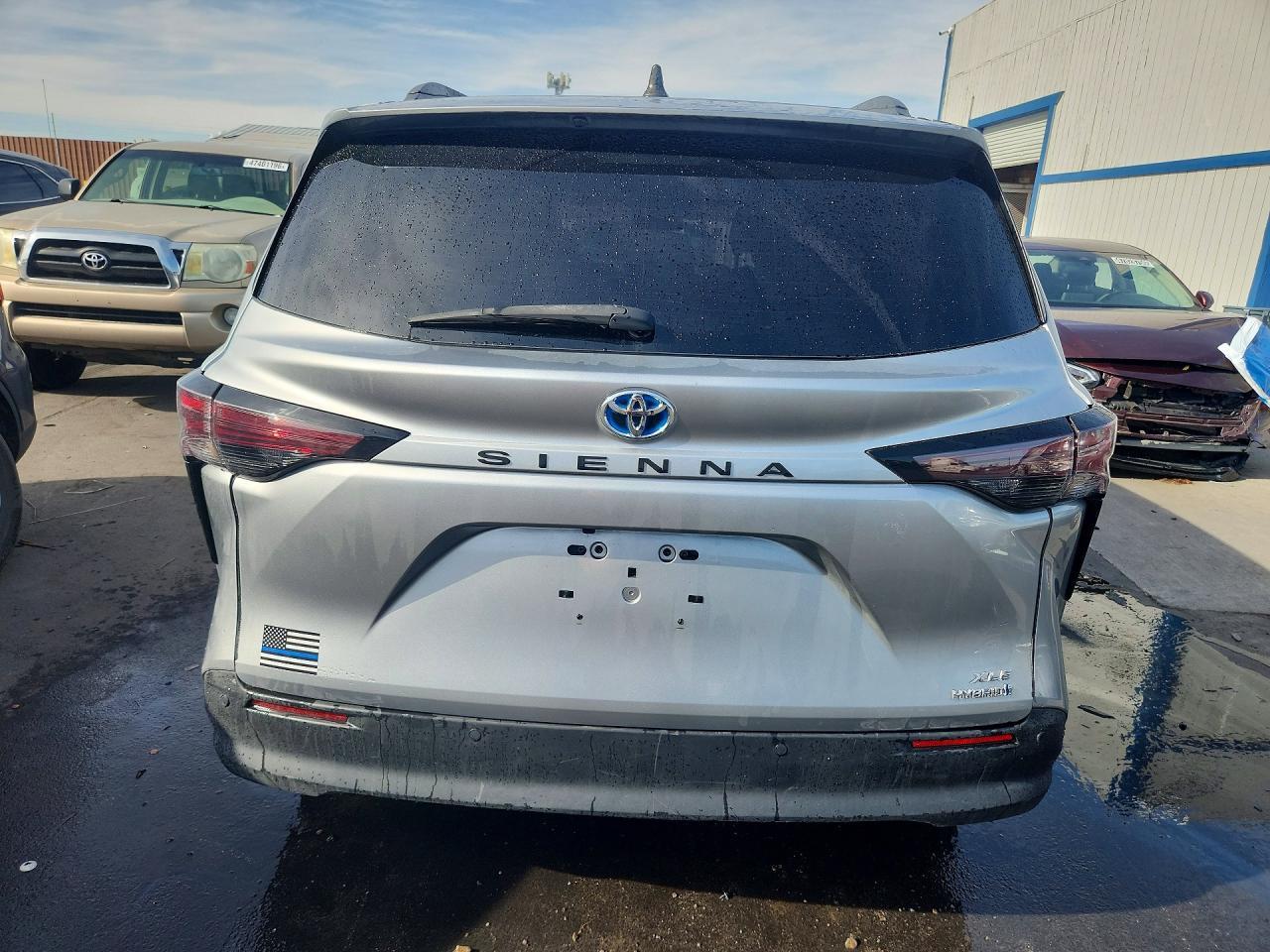 2023 TOYOTA SIENNA