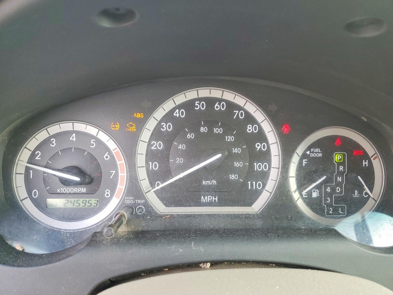 2005 TOYOTA SIENNA
