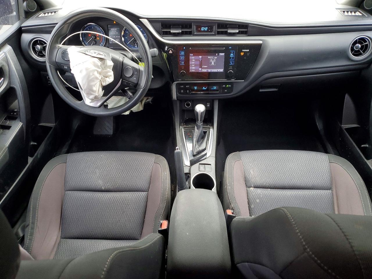 2017 TOYOTA COROLLA