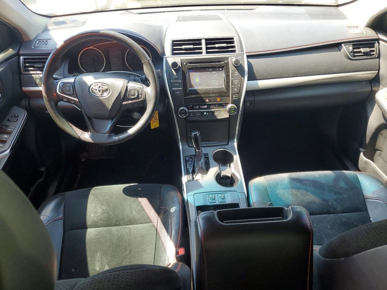 2015 TOYOTA CAMRY