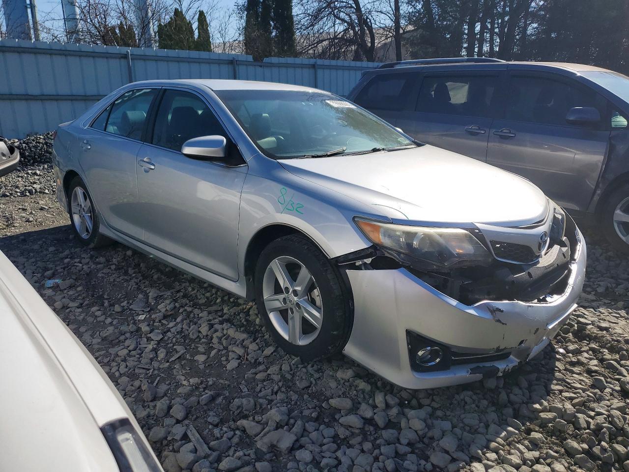 2012 TOYOTA CAMRY