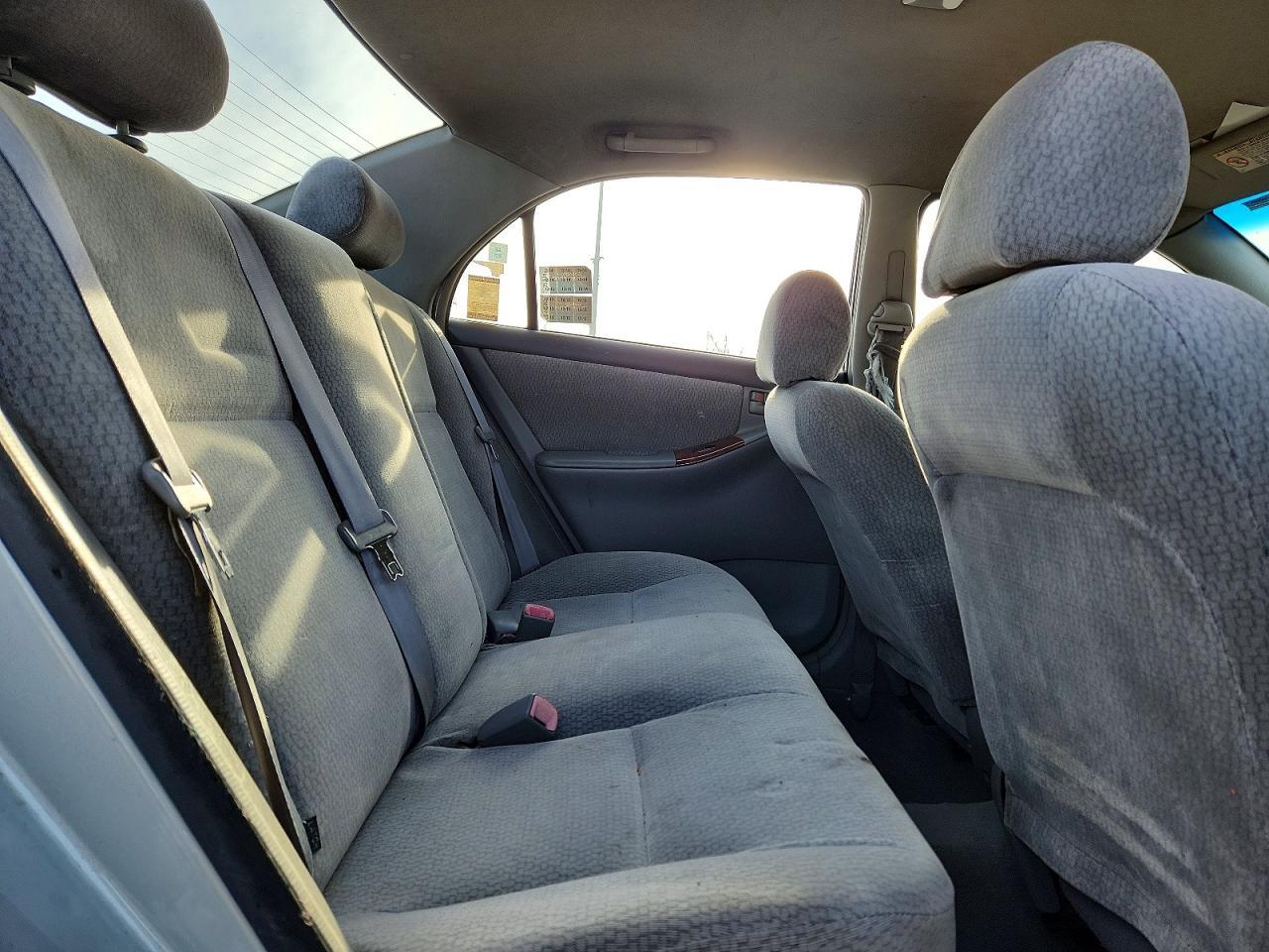 2004 TOYOTA COROLLA