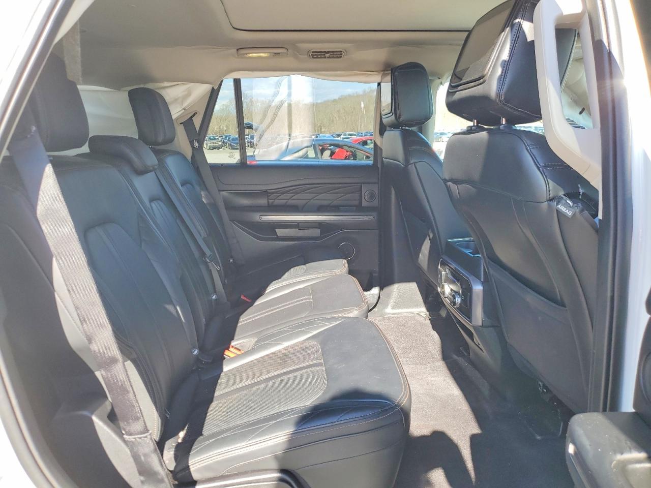 2021 FORD Expedition