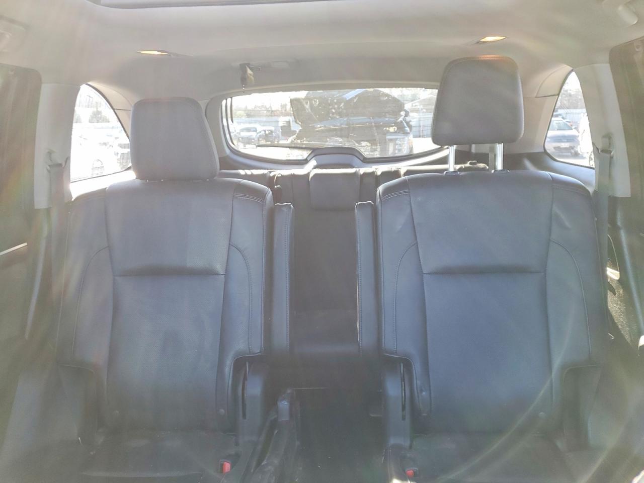 2016 TOYOTA HIGHLANDER