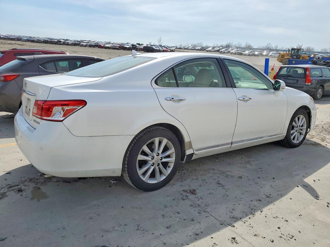 2011 LEXUS ES 350