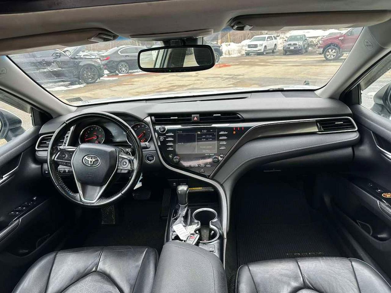 2019 TOYOTA CAMRY