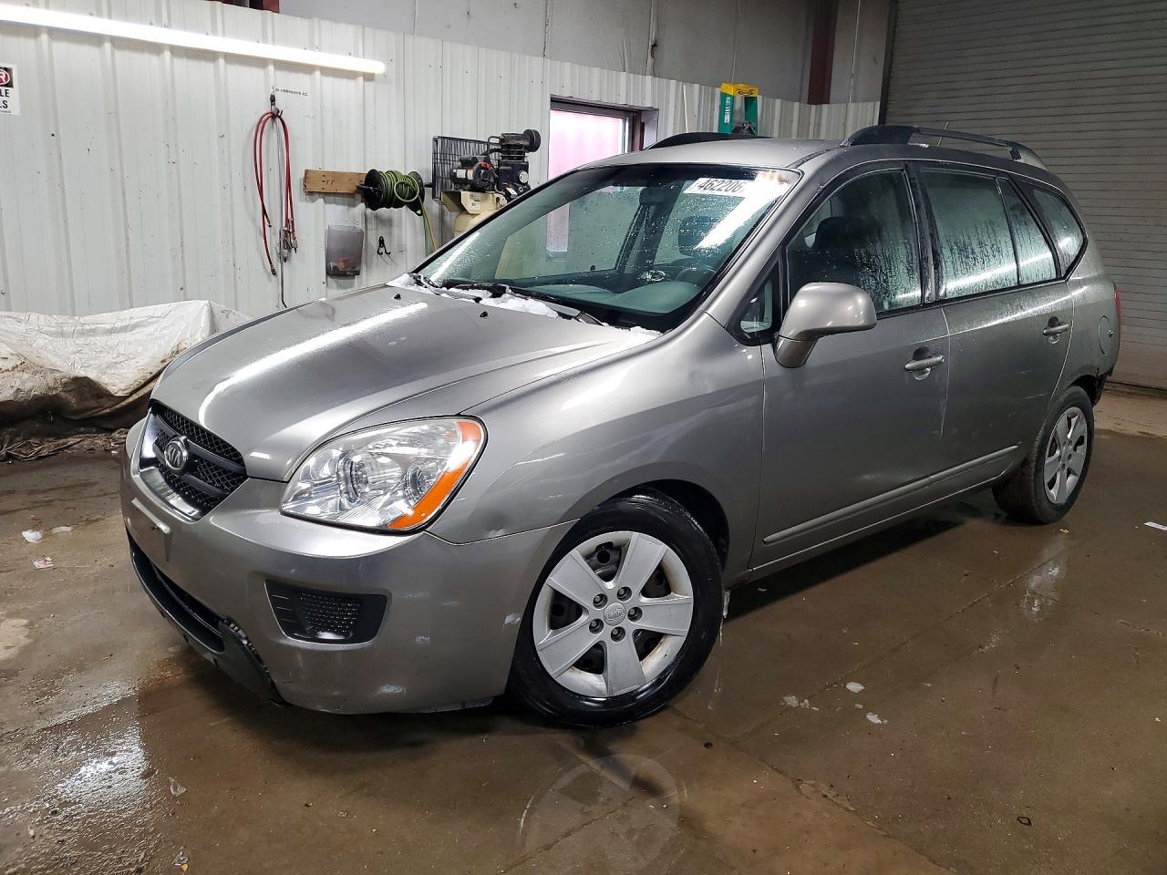 2009 KIA RONDO