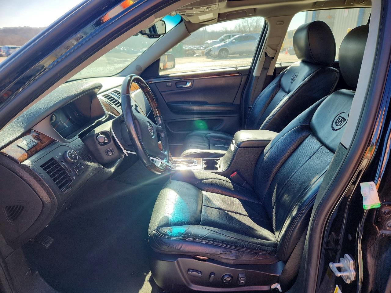 2009 CADILLAC DTS