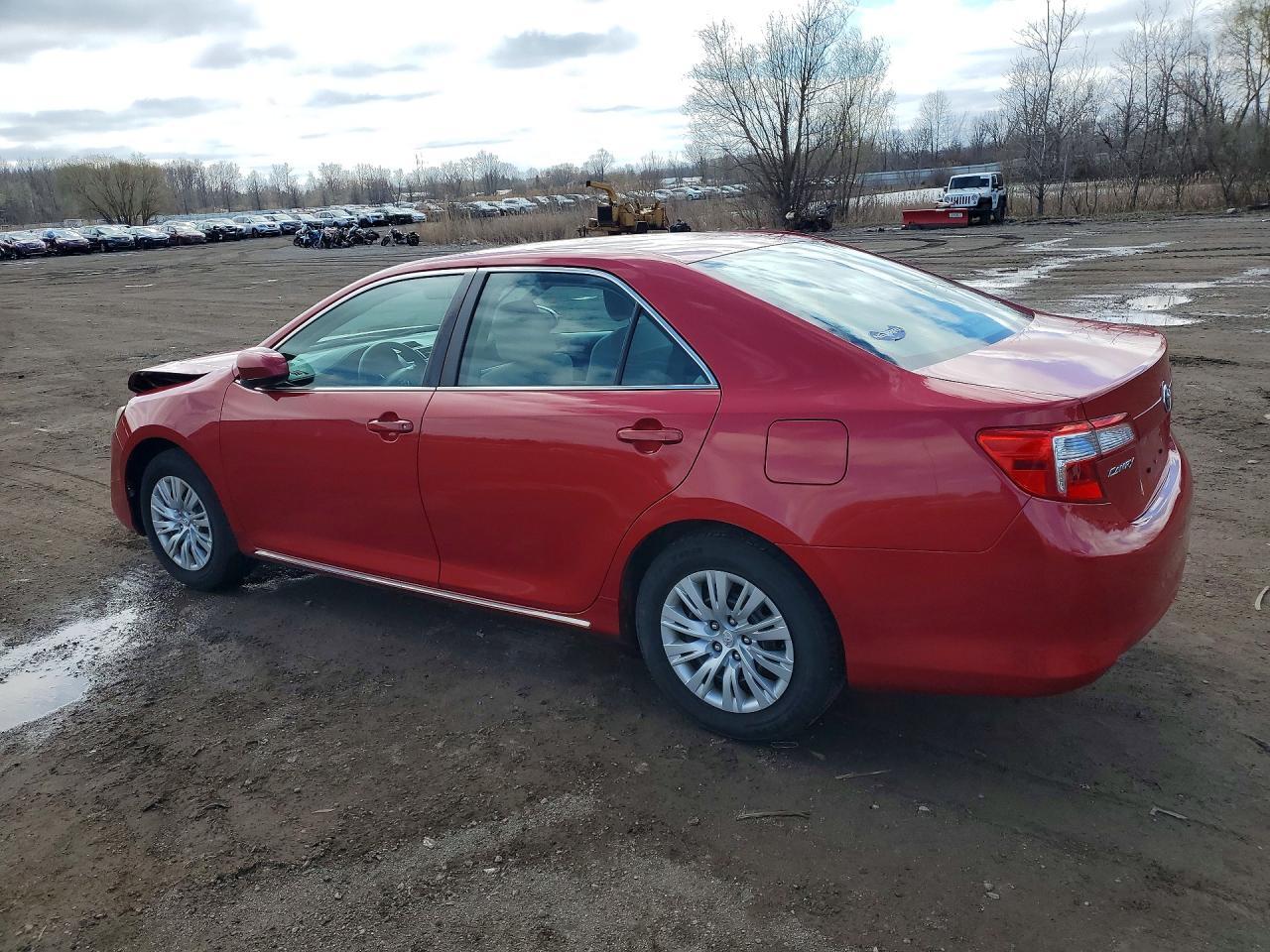 2014 TOYOTA CAMRY
